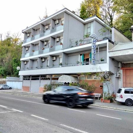 Hotel Lombardia Seveso المظهر الخارجي الصورة