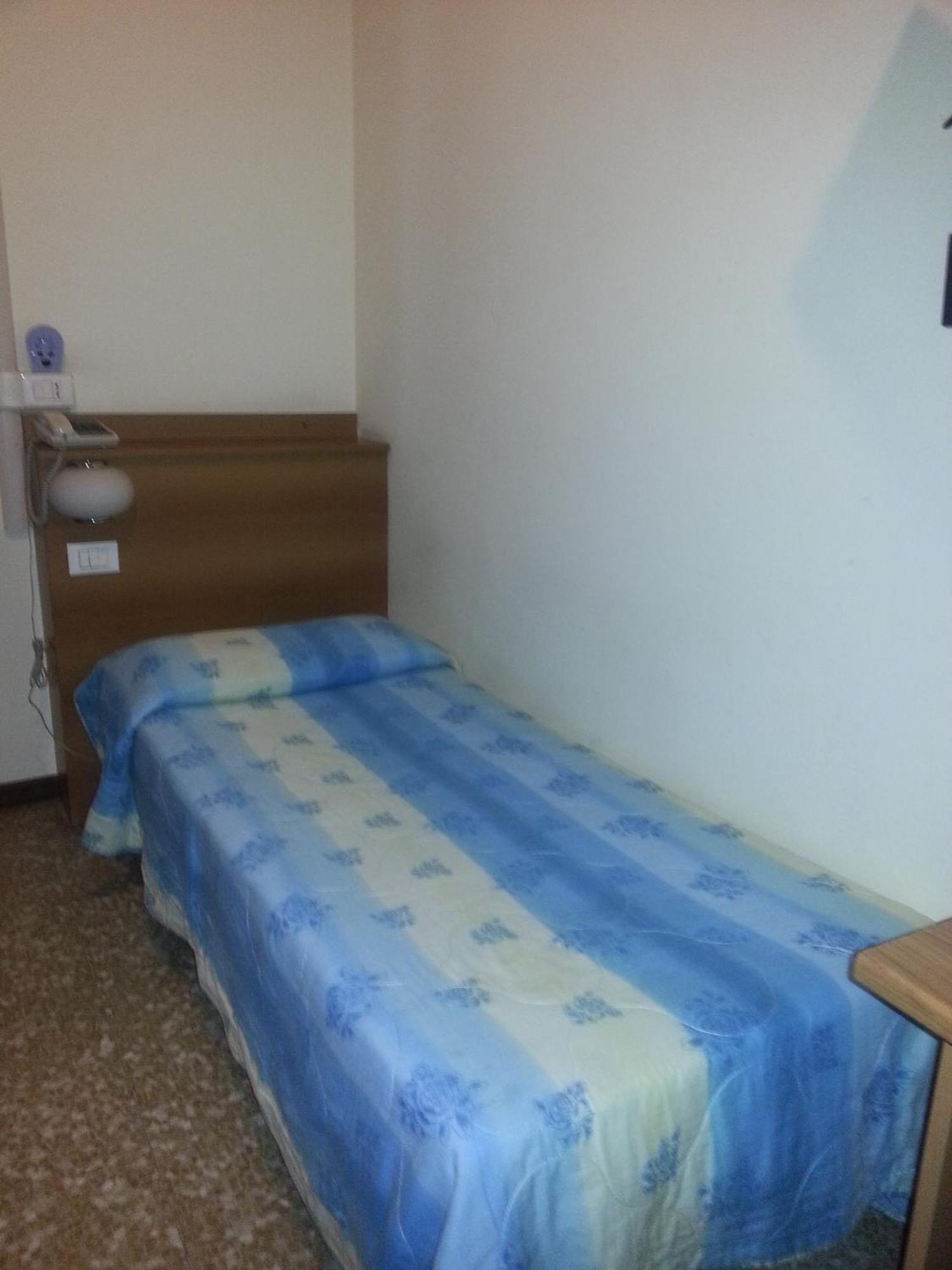 Hotel Lombardia Seveso المظهر الخارجي الصورة