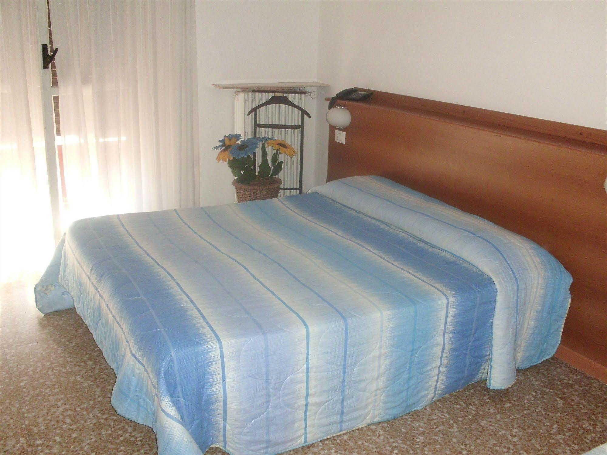 Hotel Lombardia Seveso المظهر الخارجي الصورة